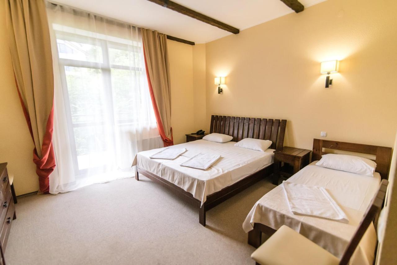 Ruta Resort Polyana Екстериор снимка